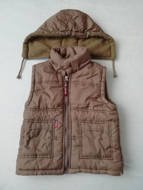 Zateplená vesta vel. 110, 110