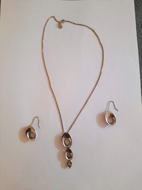 Šperky náhrdelní a naušnice storm,