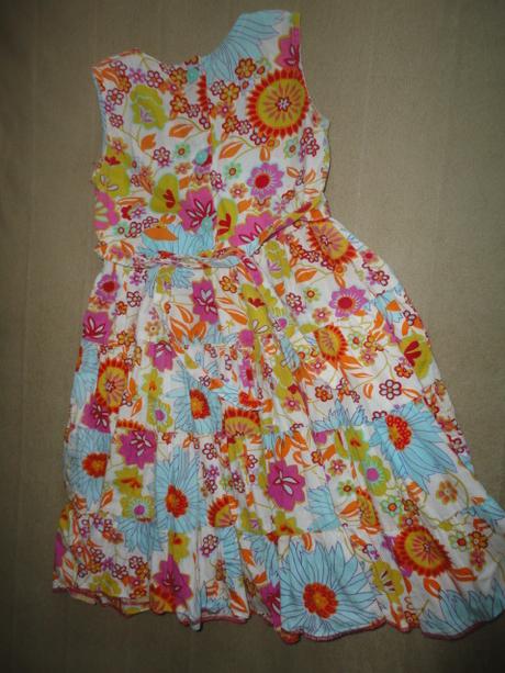 Krásné nejen letní delší šaty vel. 3-4 roky, 104