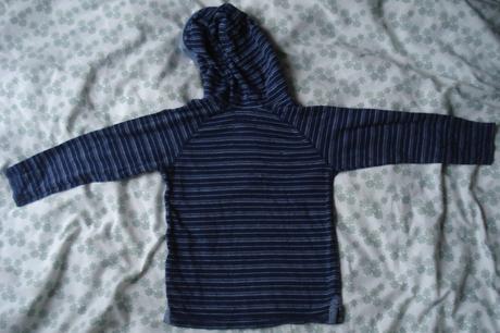 Triko s kapucou, tu,110