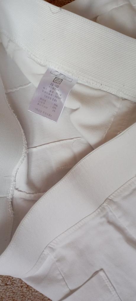 Bílé šortky vel."m", m