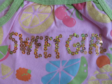 Krásné letní bavlněné tričko s flitrovým nápisem, 86