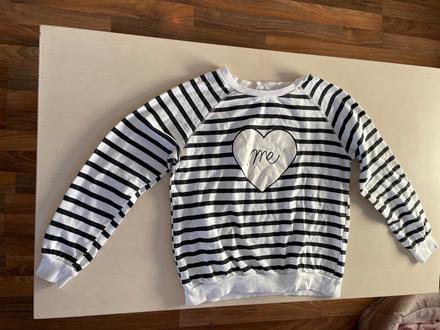 Pruhovaná mikina srdce me, vel s, pull bear, pull&bear,s