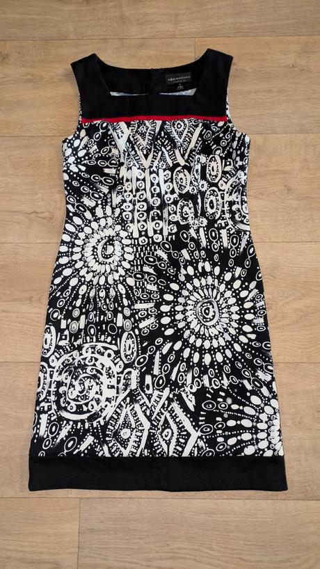 Krásné pružné šaty apparel vel. 38, m