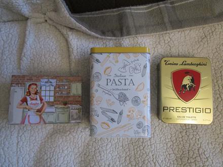 3x jako nové pěkné plechovky, cena celkem, 