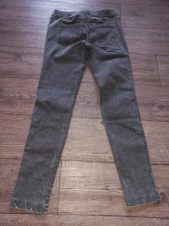 Džegíny, pepperts,158