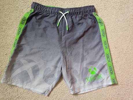 Koupací kraťasy, 164