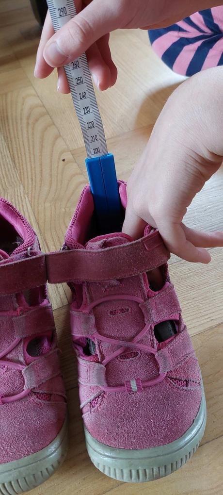 Protetika letní  vel. 32 (kendy fuchsia), protetika,32