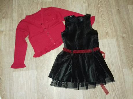 Sametové šaty s organzovou mašlí a tylem a svetr, george,110