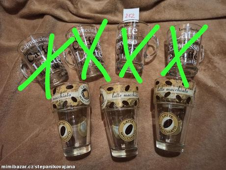 3x vyšší sklenice na kávu,