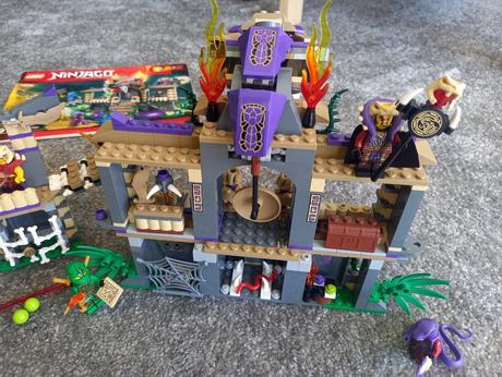 Lego ninjago 70749 - enter the serpent.,