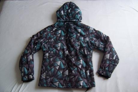 Zimní bunda s odepínací kapucí, l