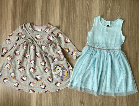 Dvoje dívčí šaty, palomino,92