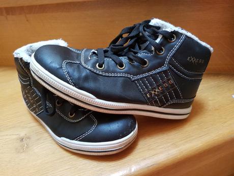 Vyteplene kotnikove tenisky, 32