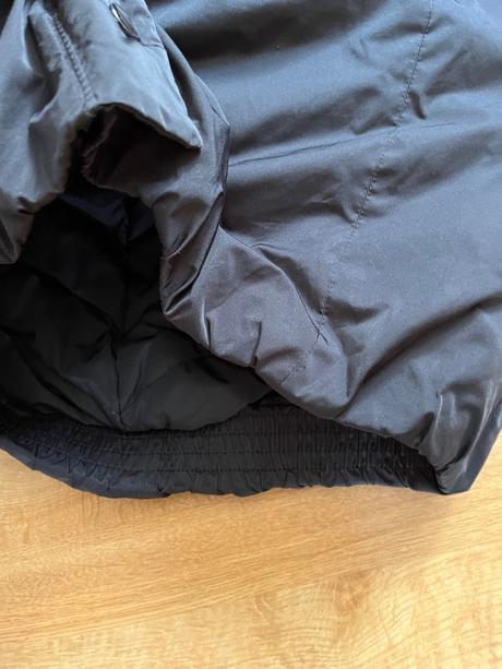 Kvalitní, teplý, péřový kabát zara, vel s, zara,s