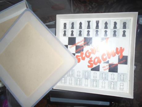 Šachy cestovní retro, 