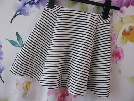 Dívčí elastická sukně s proužkem, 134