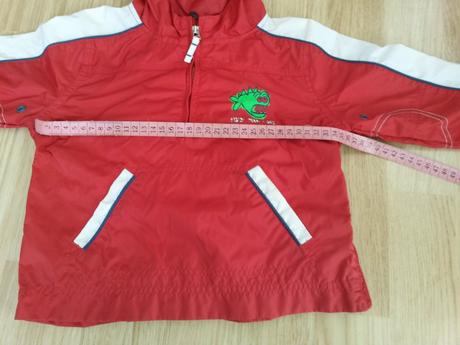 Bunda přes hlavu, 80