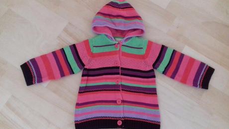 Přízový svetr, 104