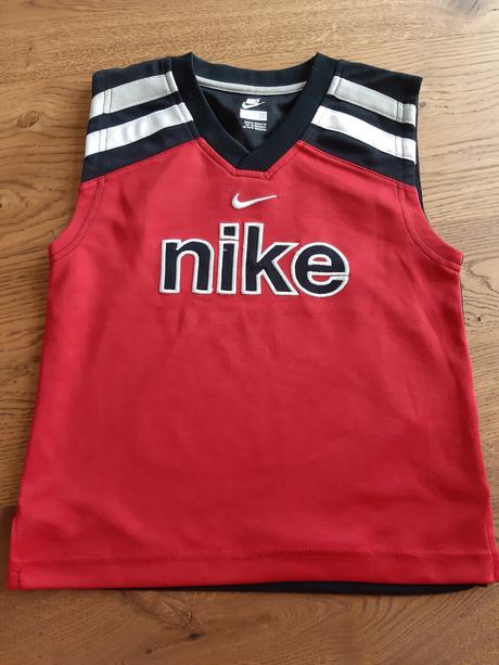 Sportovní tílko, 116