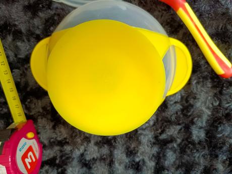 Miska s přísavkou,