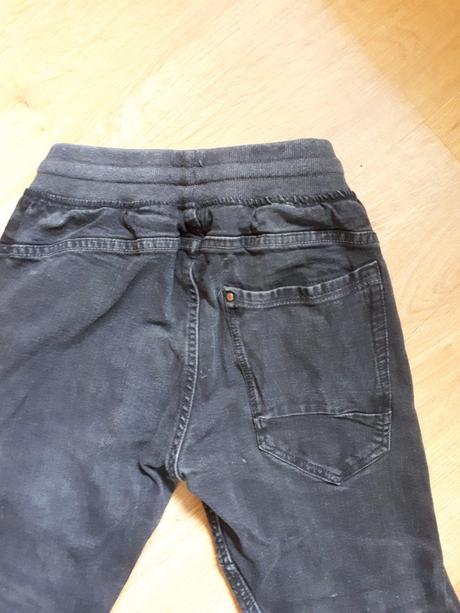 Bezva džíny rifle s pružný pasem v super barvičce, h&m,146