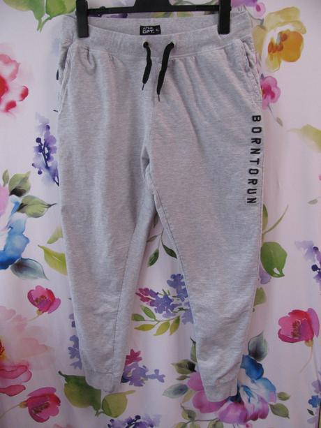 Světle šedé jogger tepláky, xl