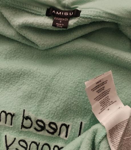 Mikina s originálním textem vel.m-l, amisu,m