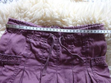 Fialová sukně, 116