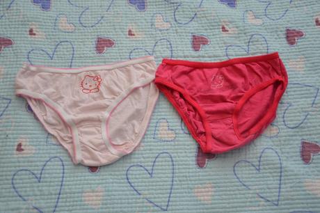 116 122 128 dívčí kalhotky s hello kitty, sanrio,122