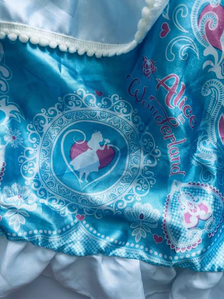 An10/ kostým alenka z říše divů - v.7/8 let, 