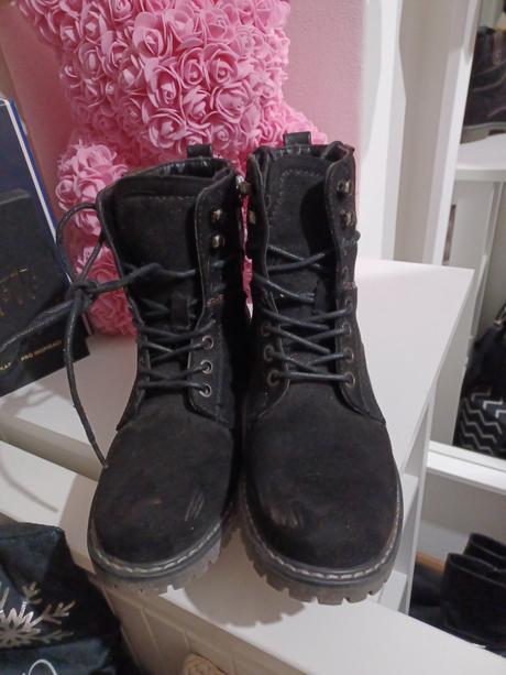 Černé zimní kotníkové boty na zavazování, deichmann,36