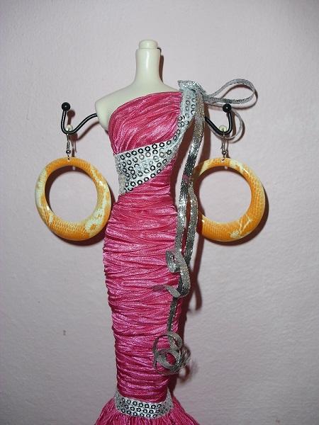 Oranžové "hadí" kruhy, 