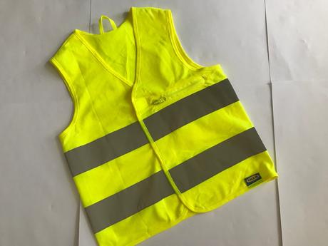 Vesta reflexní - v.cca 3/5 let, 