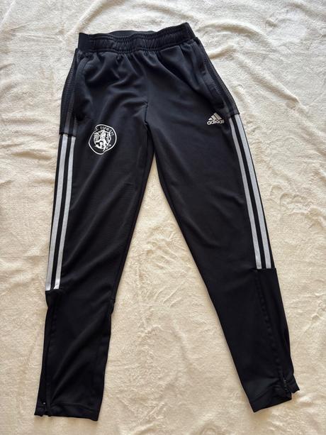 K5/ tepláky sportovní adidas - v.11/12 let, adidas,152