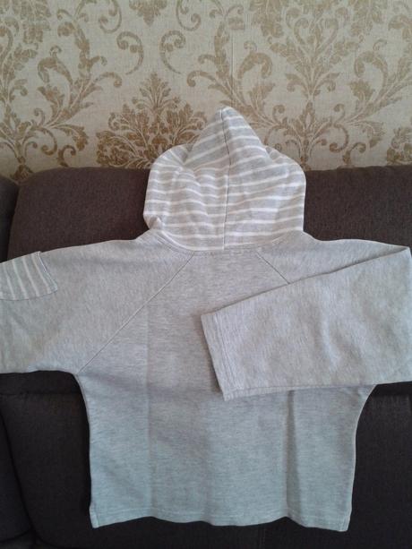 Mikina vynil fraise dívčí vel. 110, 110