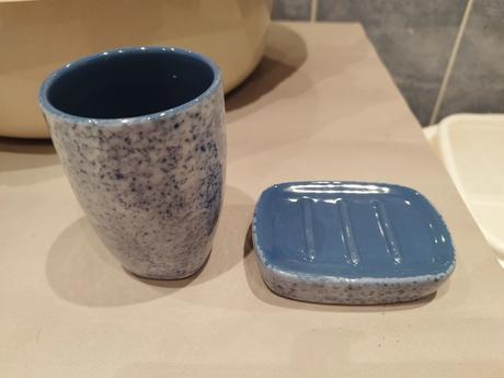 Sada koupelnových doplňků, 