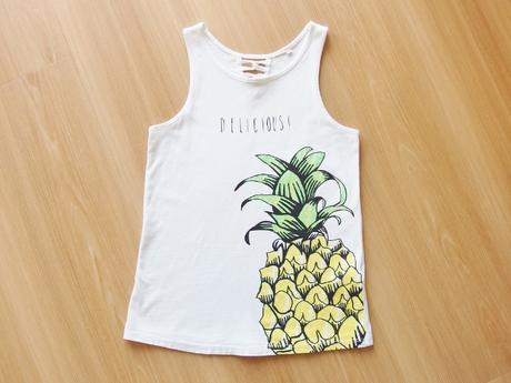 Tílko se třpytkami zn. c&a v. 146-152 - j. nové, c&a,152