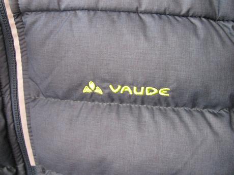 Chlapecká zimní bunda s kapucí vaude, 140