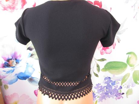 Elastická černá halenka boohoo, 42