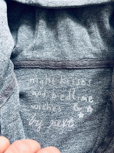 Mikina slabší šedá zn. next - v.5 let, next,110