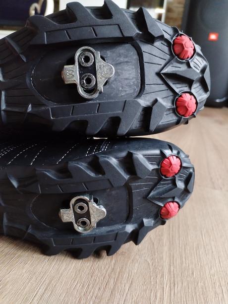 Cyklistické tretry shimano s kufry vel 40, shimano,40