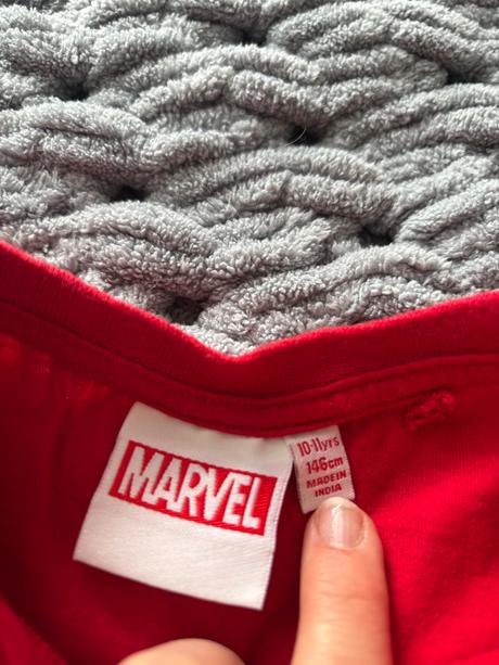 Triko marvel - v.10/11 let, marvel,146