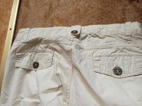 Šaty, sukně, triko a kalhoty, m