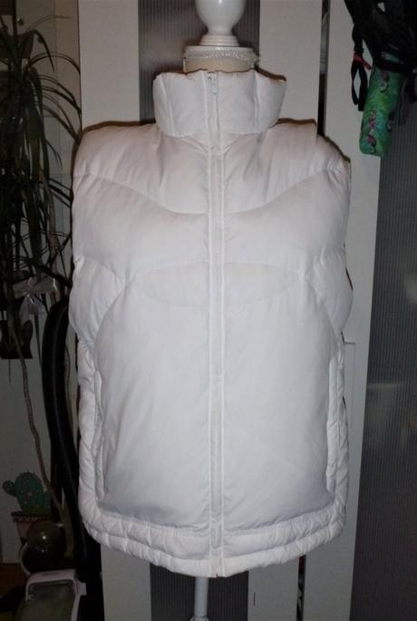 Sněhobílá-péřová vesta - vel.l, firefly,l