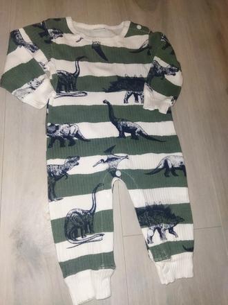 Overal s dinosaury 68, 68