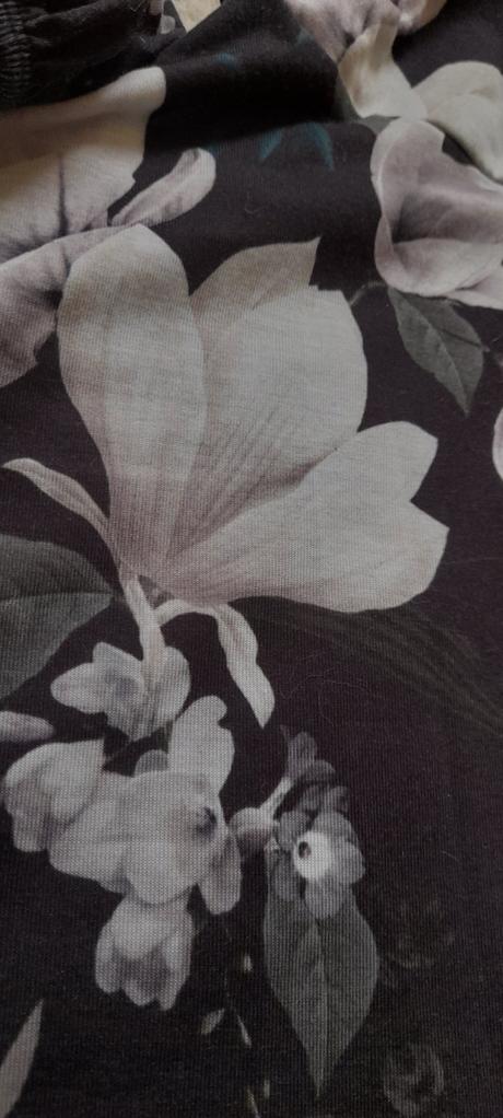 Lipsy květované šaty s dlouhými rukávy, lipsy london,42