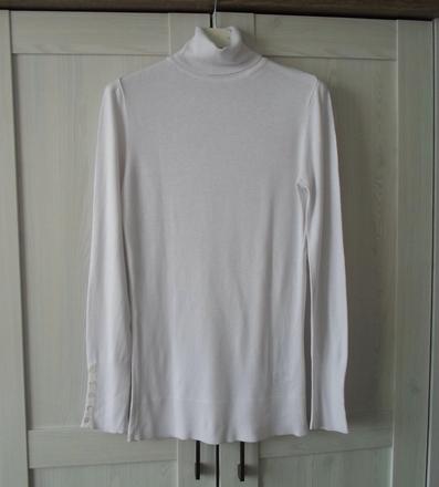 Bílý svetr rolák, atmosphere,38