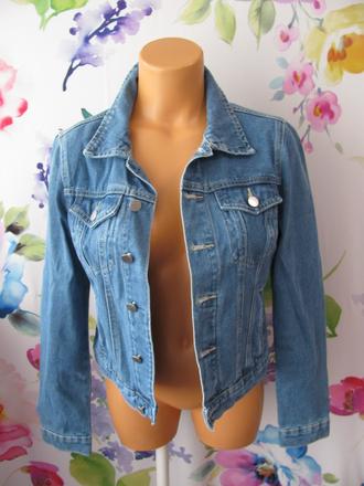 Džínová bunda, mladá dívka, žena, 36