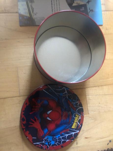 Spiderman doza a nemecka knizka,